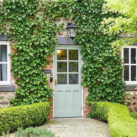 게스트하우스 The Old Coach House 5*