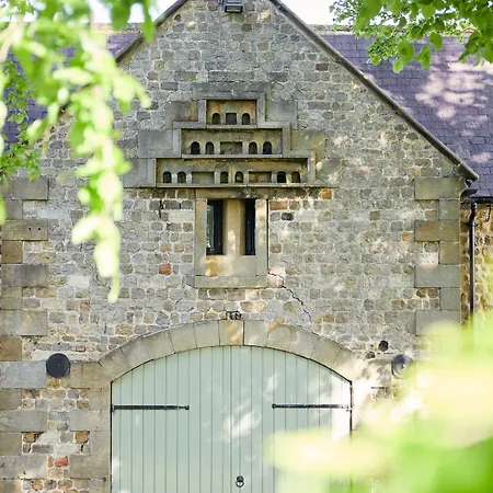 The Old Coach House Guest house 5*